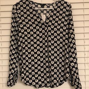 Ann Taylor Long Sleeve Navy and White Floral Top NWT